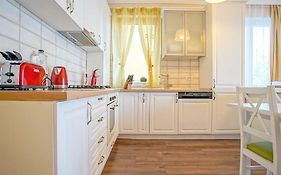 Central Maximus Apartment